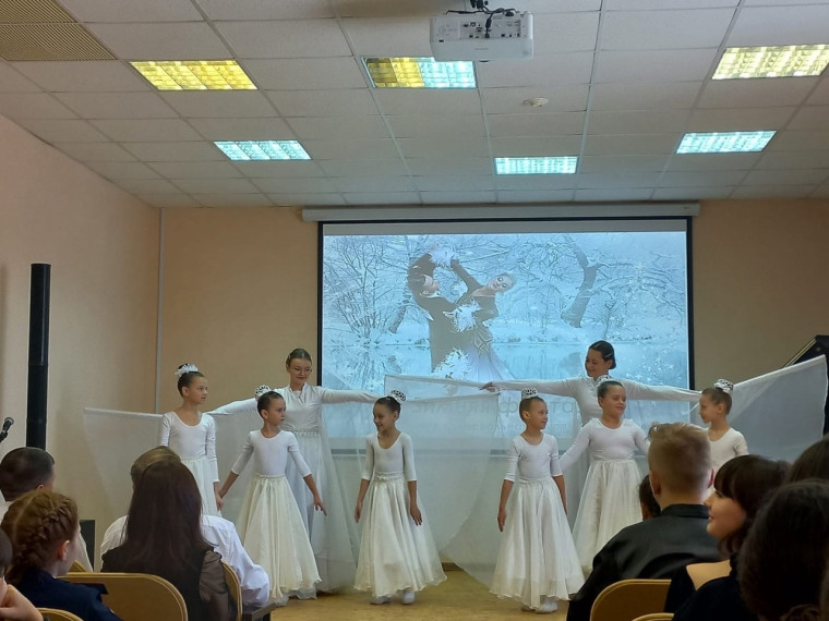 Музыкально-литературная программа «Хороша ты, зимушка – зима!». Музыкально-литературная программа «Хороша ты, зимушка – зима!».